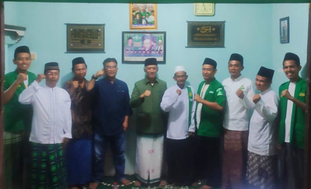 Ketua GP Ansor Gadingrejo Hadiri Peringatan Maulid Nabi MUHAMMAD SAW Masjid NURUL IMAN Dusun Brebes Pekon Kediri Kec. Gadingrejo