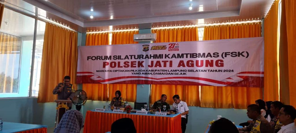 JELANG PILKADA SERENTAK 2024,KAPOLRES LAMPUNG SELATAN GELAR SILATURAHMI KAMTIBMAS DI JATI AGUNG.