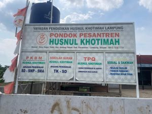 PKBM Husnul Khotimah: Ratusan Siswa Belajar di Gubuk Bambu, Tarif SPP Ratusan Ribu Dipertanyakan..?!